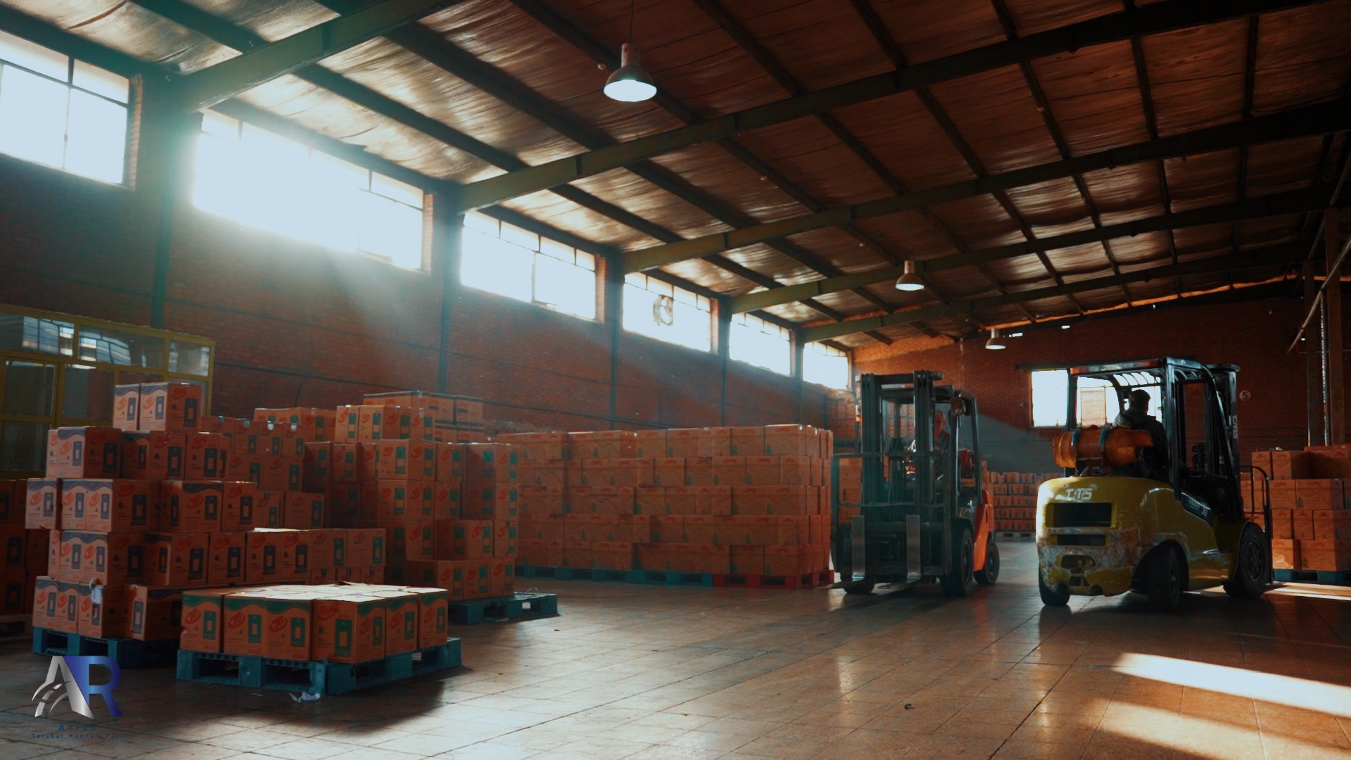 حمل بار صنعتی با کامیون تهران